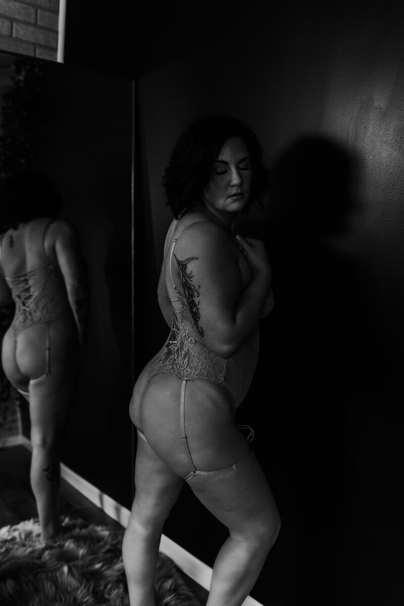 PersonalizedBoudoirPhotography-41