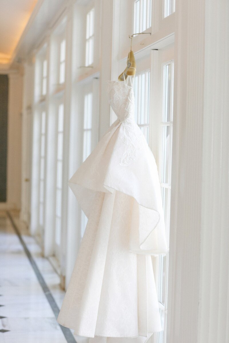 Detroit wedding photographer. Editorial, documentary wedding photographer. luxury wedding gown.