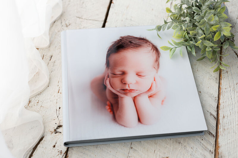 memphis newborn photography by jen howell album
