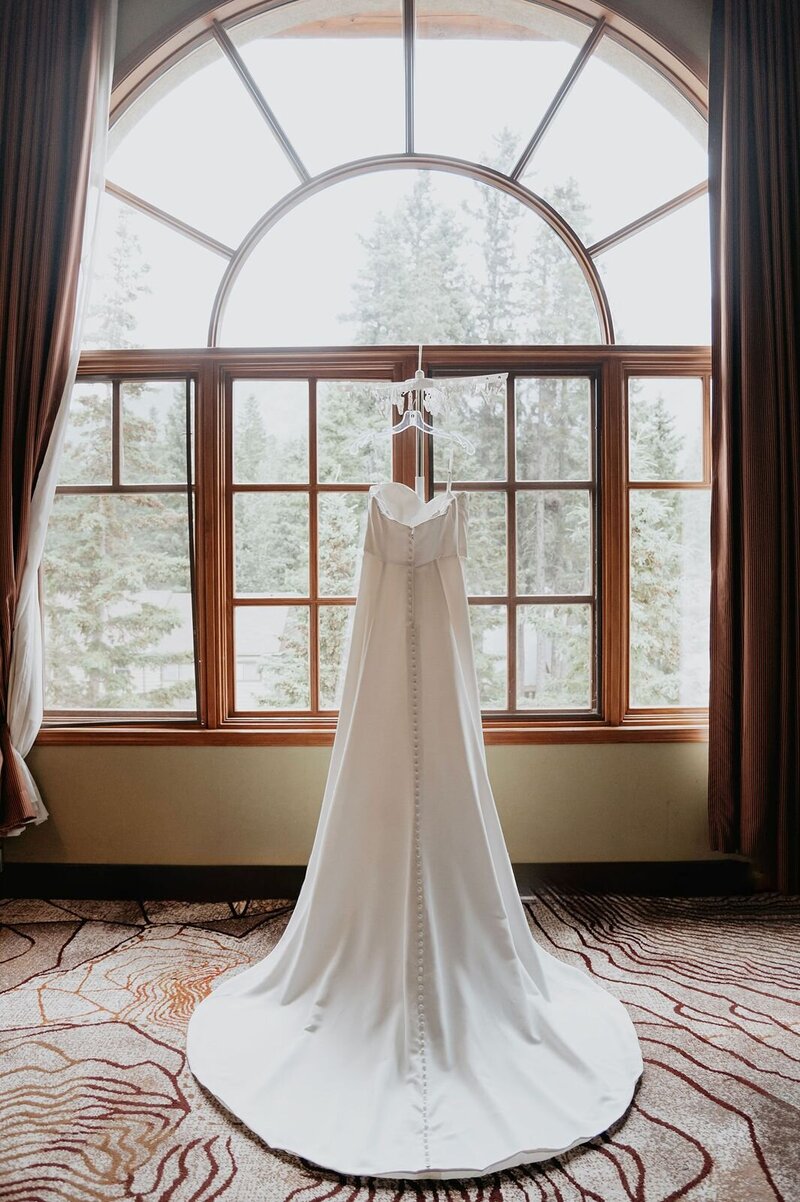banff-wedding-at-mt-norquay-5