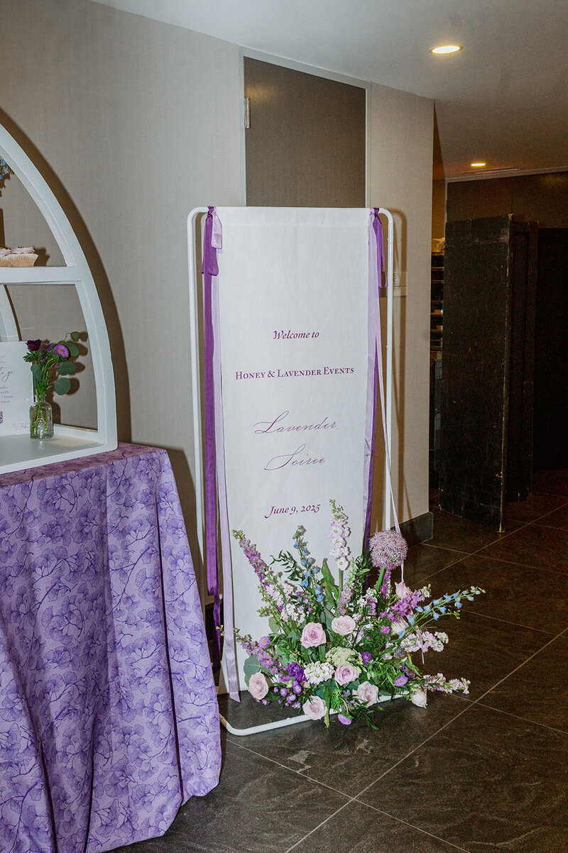 linen-wedding-signage