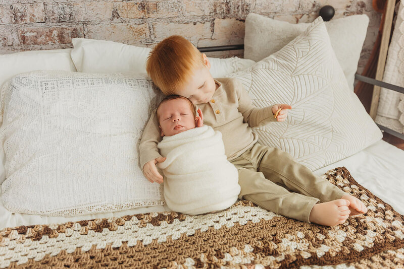 baby-boy-sweet-newborn-photos-14