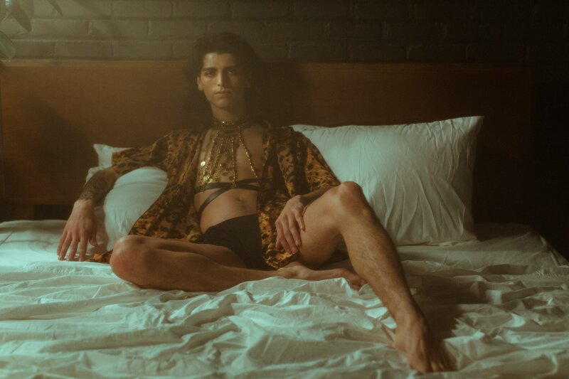 notorious boudoir Plume vintage valentines session-116-min