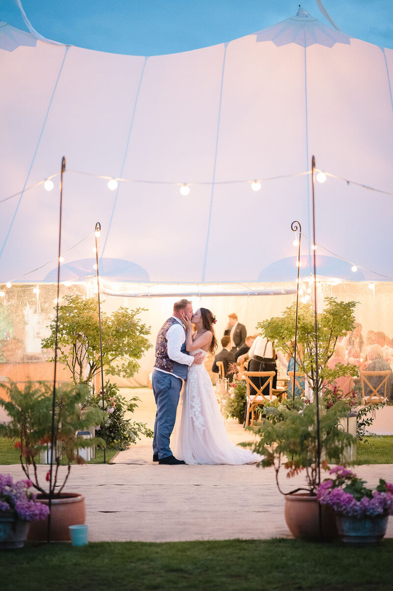 220910_Dani_Ben_Wedding_Emma_Hare_Photography-443