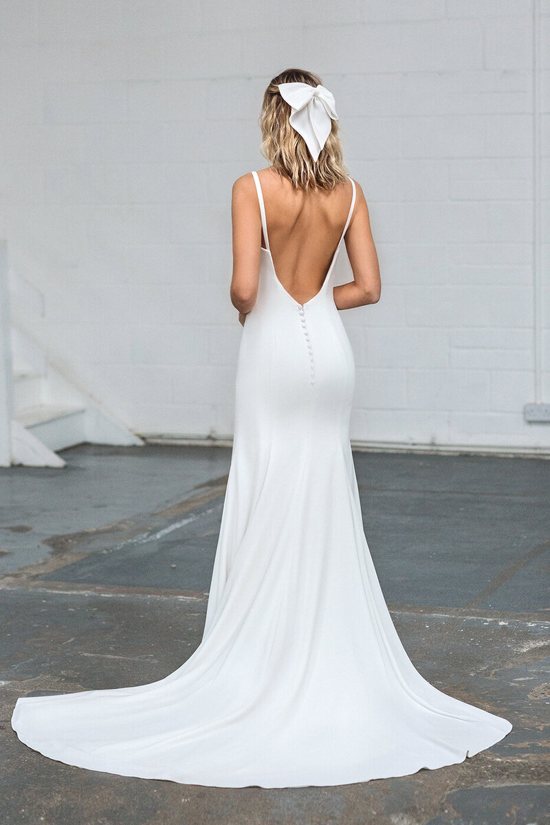 Coco_bow_back_Love_Story_Bride