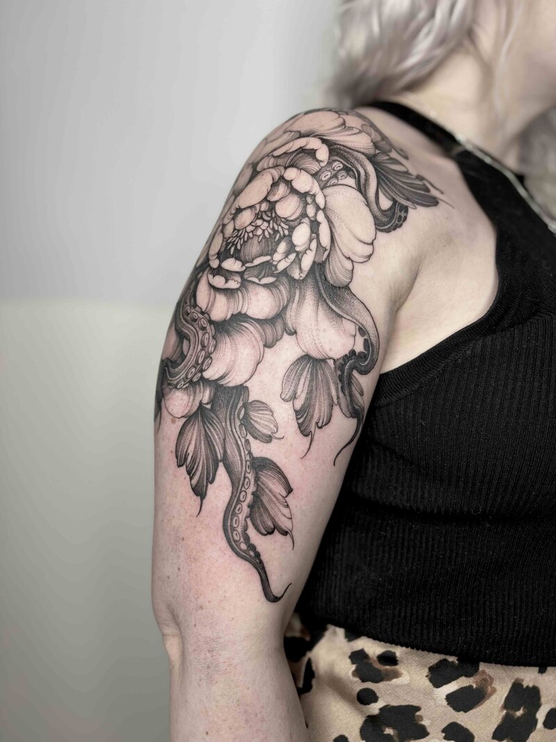 oxford-black-work-tattoo-artist