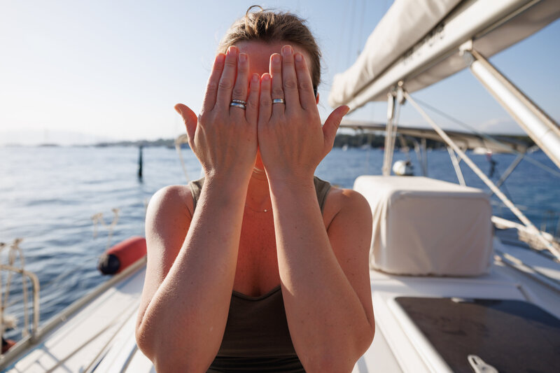 Yoga practice during yoga sailing retreats