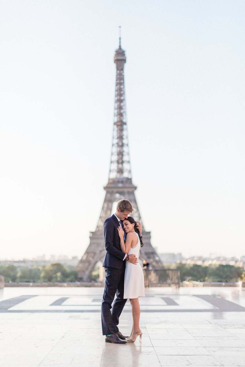 paris-wedding-photographer-louvres-tour-eiffel-luxury-mariage-ile-de-france-2