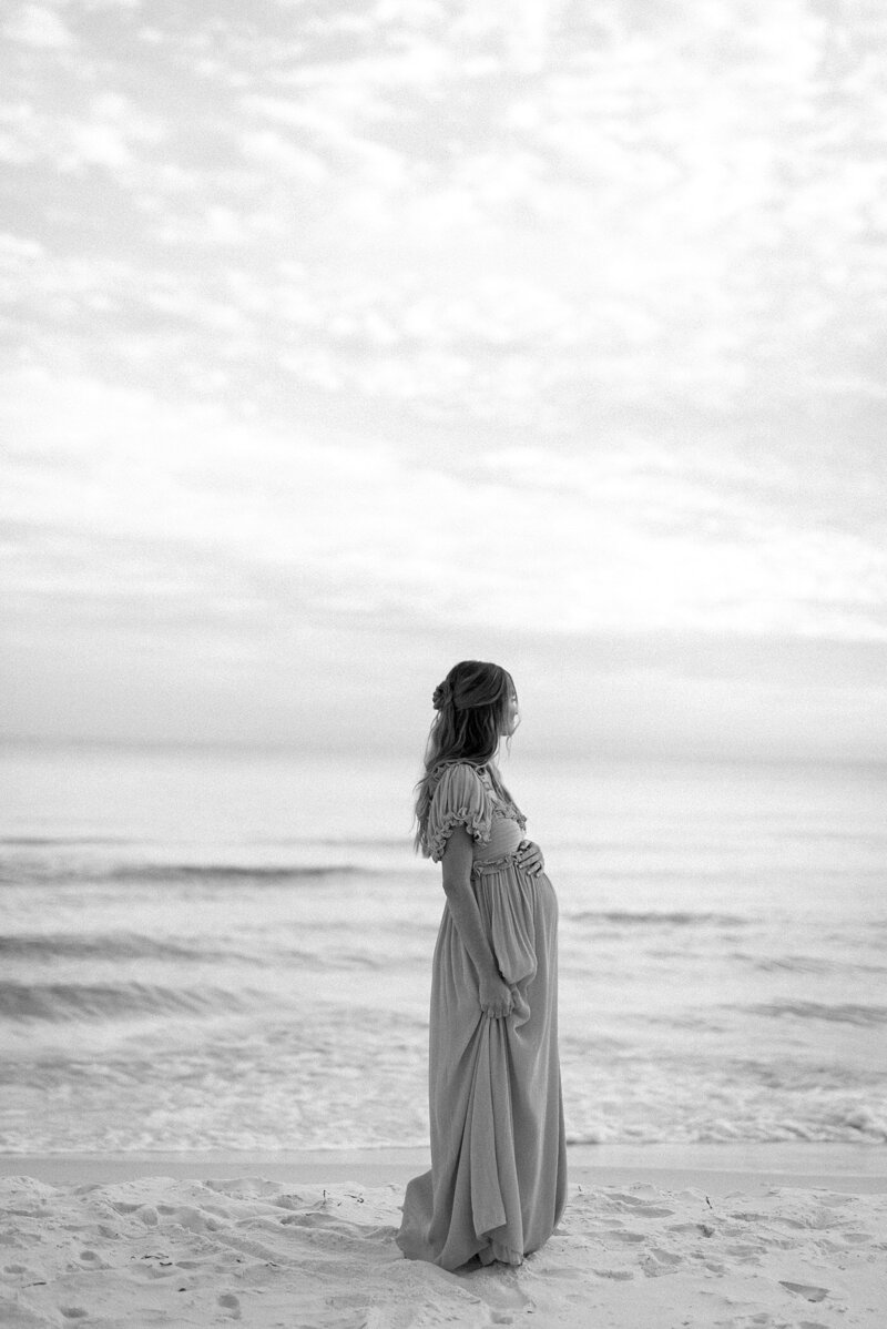 santa-rosa-beach-maternity-motherhood-23