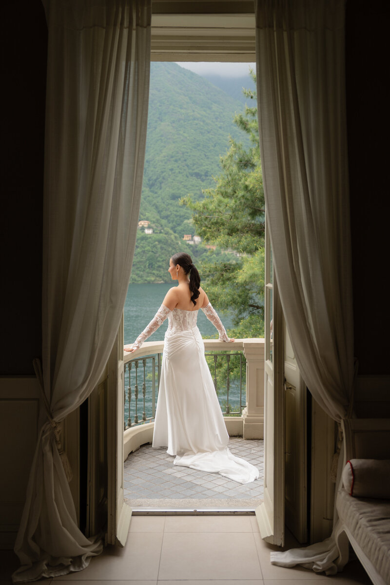 Little Paper Plane_Lake Como Wedding_Mariah & Samson-9