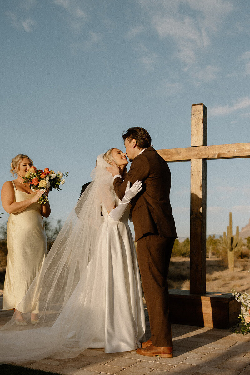 jami-oliver-wedding-preview-taylorraephotofilm-110