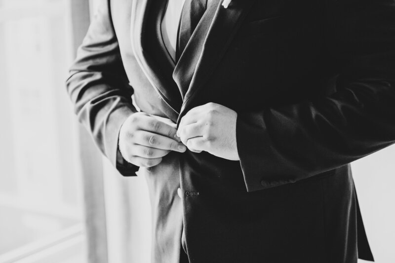 Sarah-Cory_WeddingPreviews_17