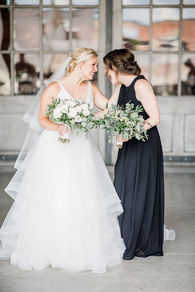 bride and bridesmaid by Knoxville Wedding Photographer, Amanda May Photos