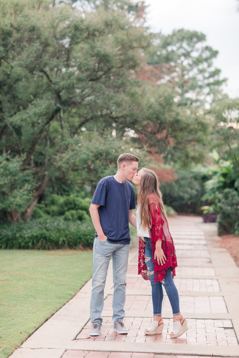 Jennifer B Photography-Sandhills Gardens-Caleb & Laura-Engagement Session-2019-0241