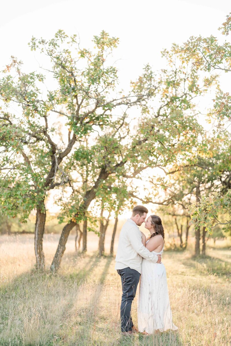 Winnipeg Couple photographer-15