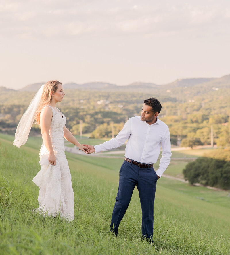 Austin.Texas.Outdoor.Elopement.Photographer.4