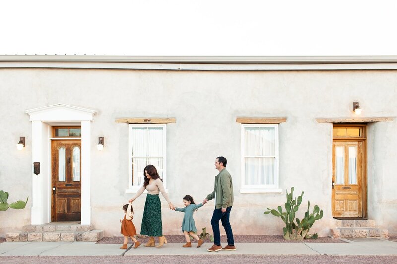 fletcher-and-co-urban-family-photography-session-barrio-viejo-neighborhood-tucson 029