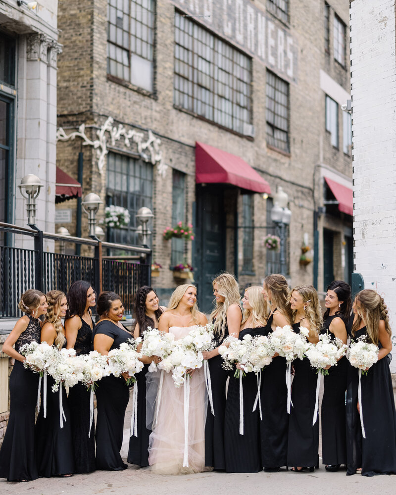 89 Quincy-Hall-luxury-minneapolis-wedding-bridesmaids-photographer