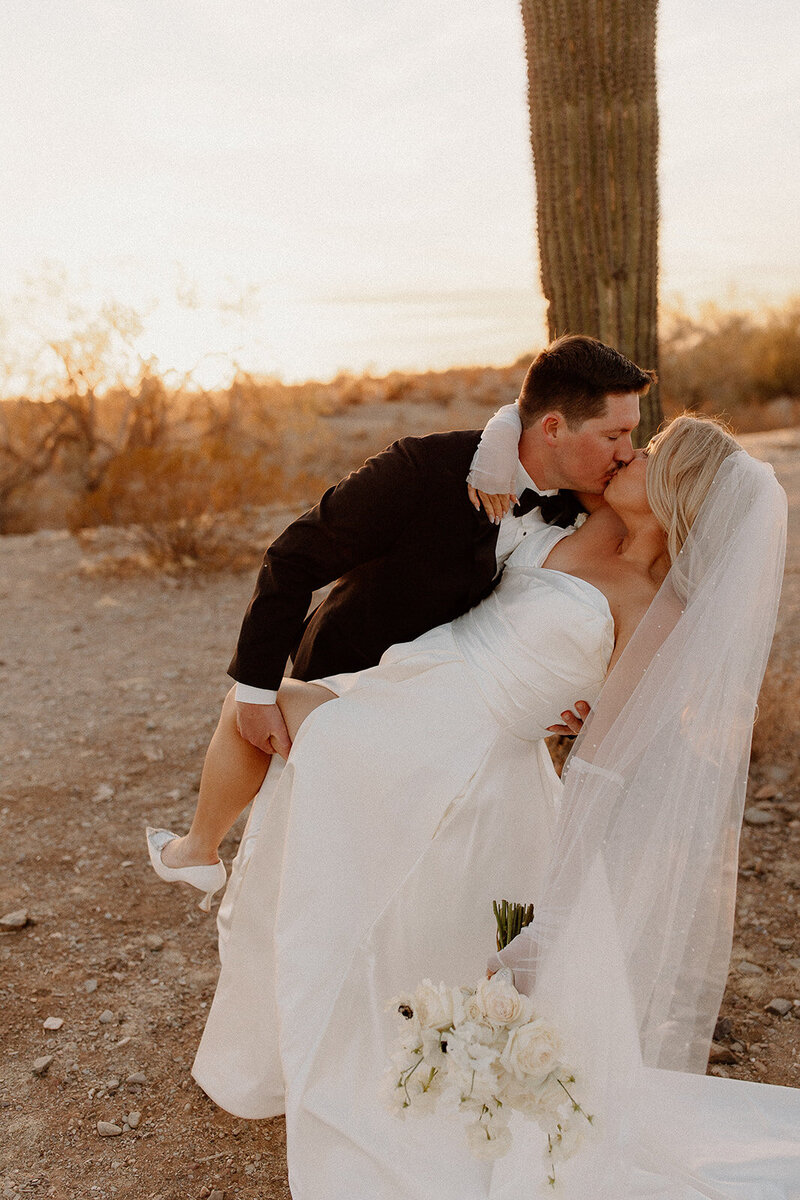 kelsey-kohl-wedding-preview-taylorraephotofilm-140