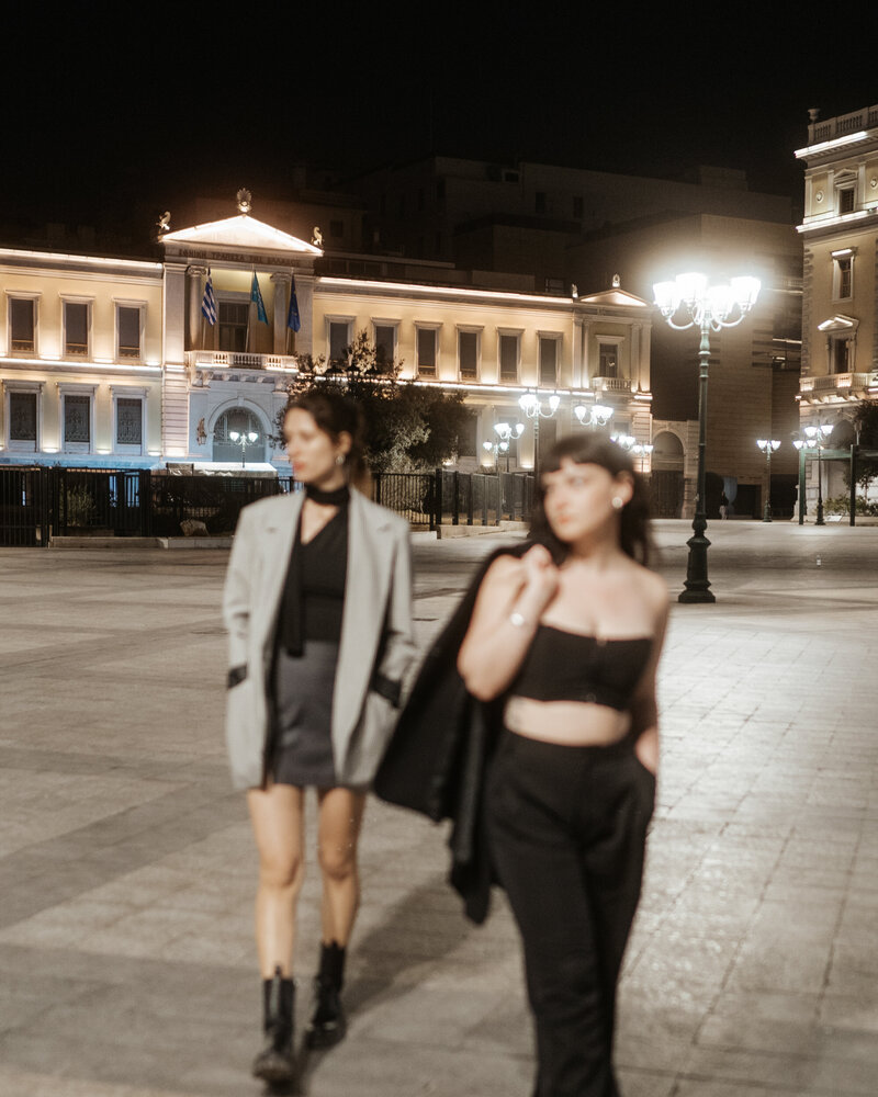31-santorini-couple-session-athens-greece