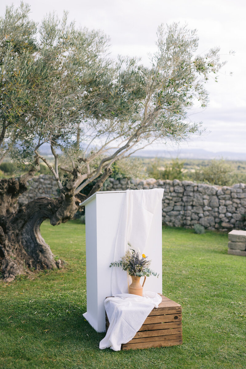 wedding photographer grignan victoria le petit-31