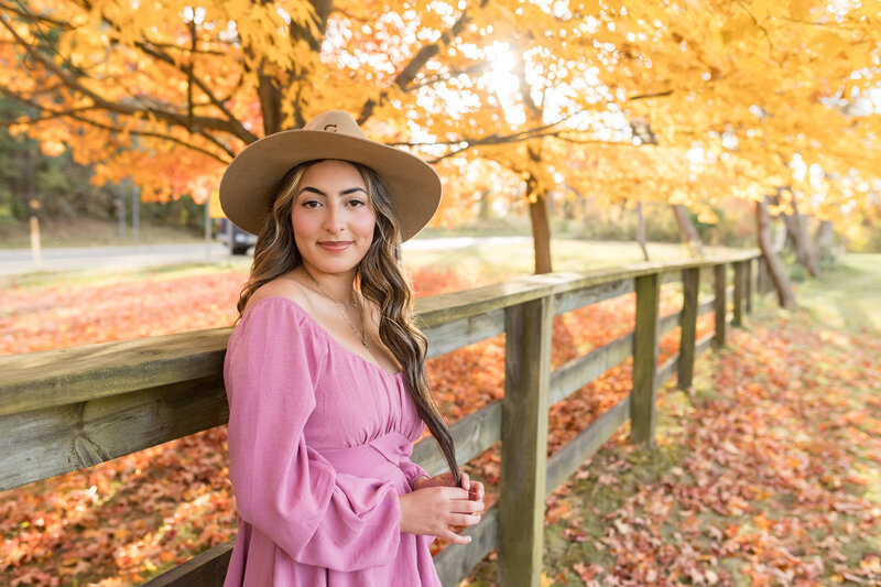 Girl posing for Rochester Hills Michigan senior photography