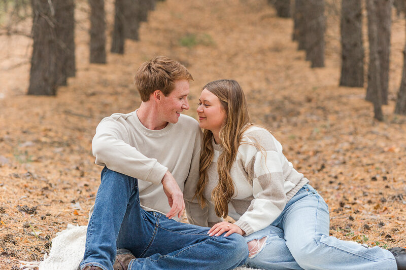 2024-krystal-moore-photography-sask-forest-engagement-session-moose-jaw-17