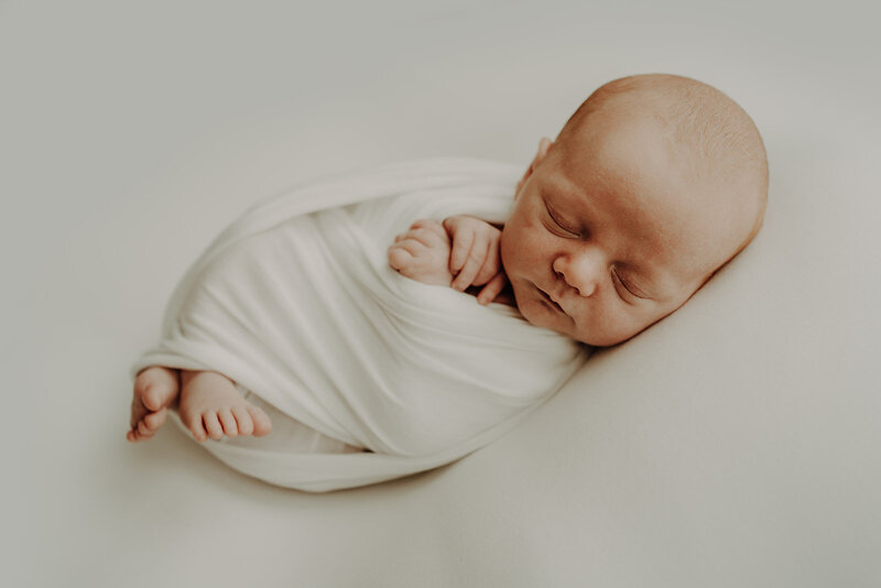 Danielle-Leslie-Photography-2021-aberdeen-newborn-photographer-mccullough-0008