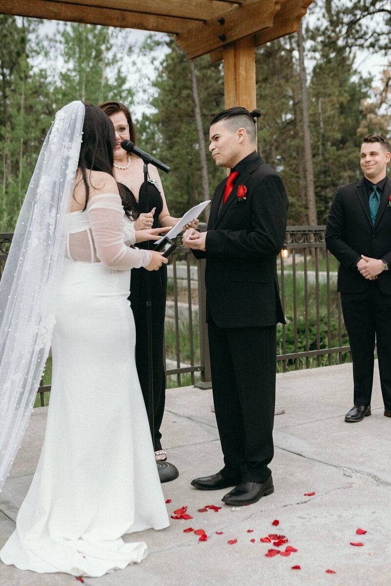 classic-and-documentary-style-wedding-photography-200