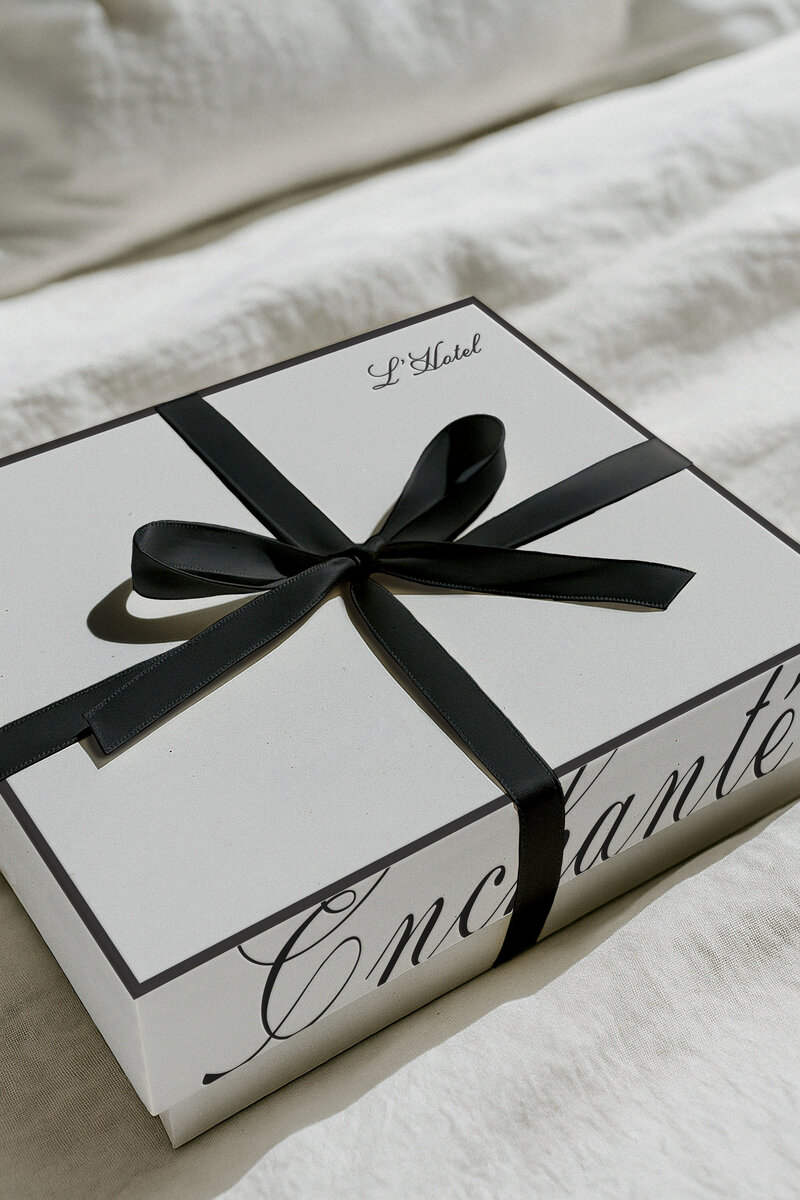 Gift-Box-Packaging-Mockup-PSD-Silver-Tray-Saffron-Avenue-After