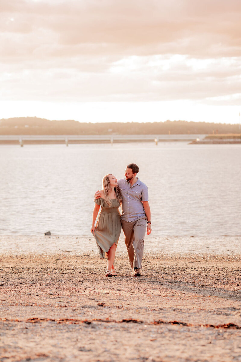 portland-maine-engagement-session-casco-bay (16)
