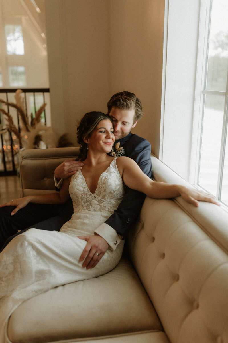 Etre farms Michigan wedding venue saint joseph st luxury barn all inclusive photography photographer -63