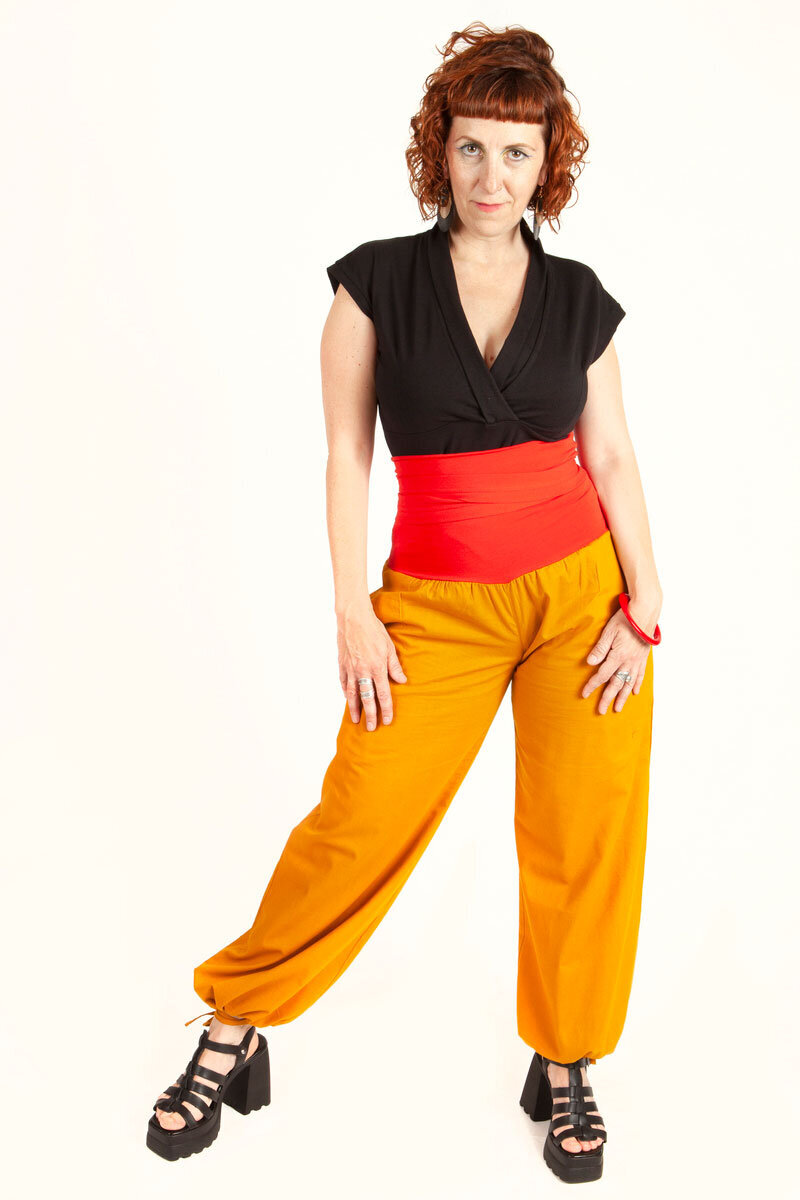 Pantalons aux imprimés colorés