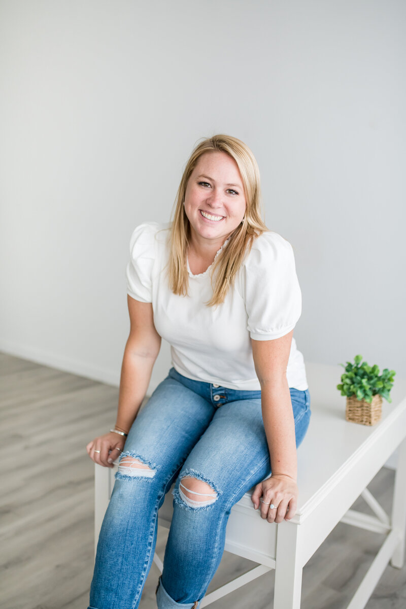 Omaha Nebraska and Sioux City Iowa Wedding Photographer Senior Portrait Photographer Destination Wedding Photographer