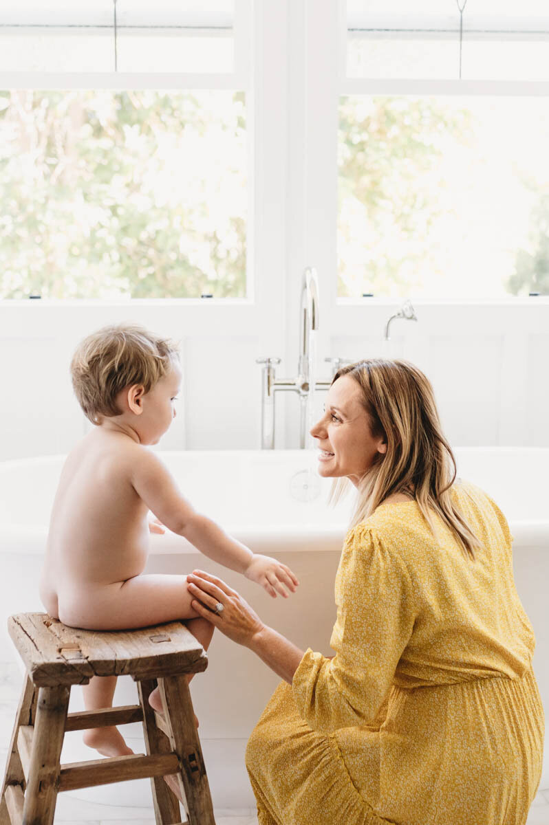 Murrey-family-bath-time-mclean-va
