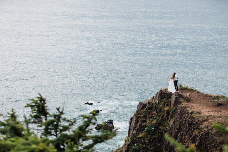 Oregon-adventure-elopement-photographer-2