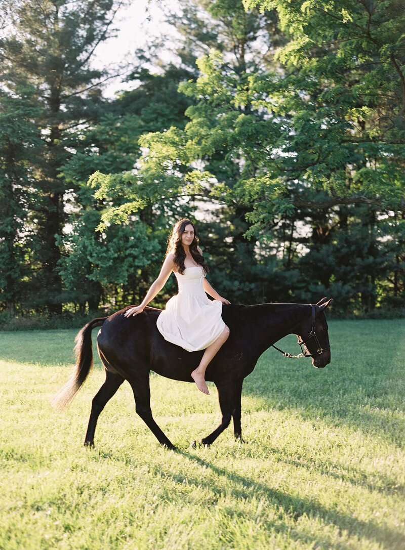 middleburg-virginia-equestrian-horse-engagement-session-david-abel-088
