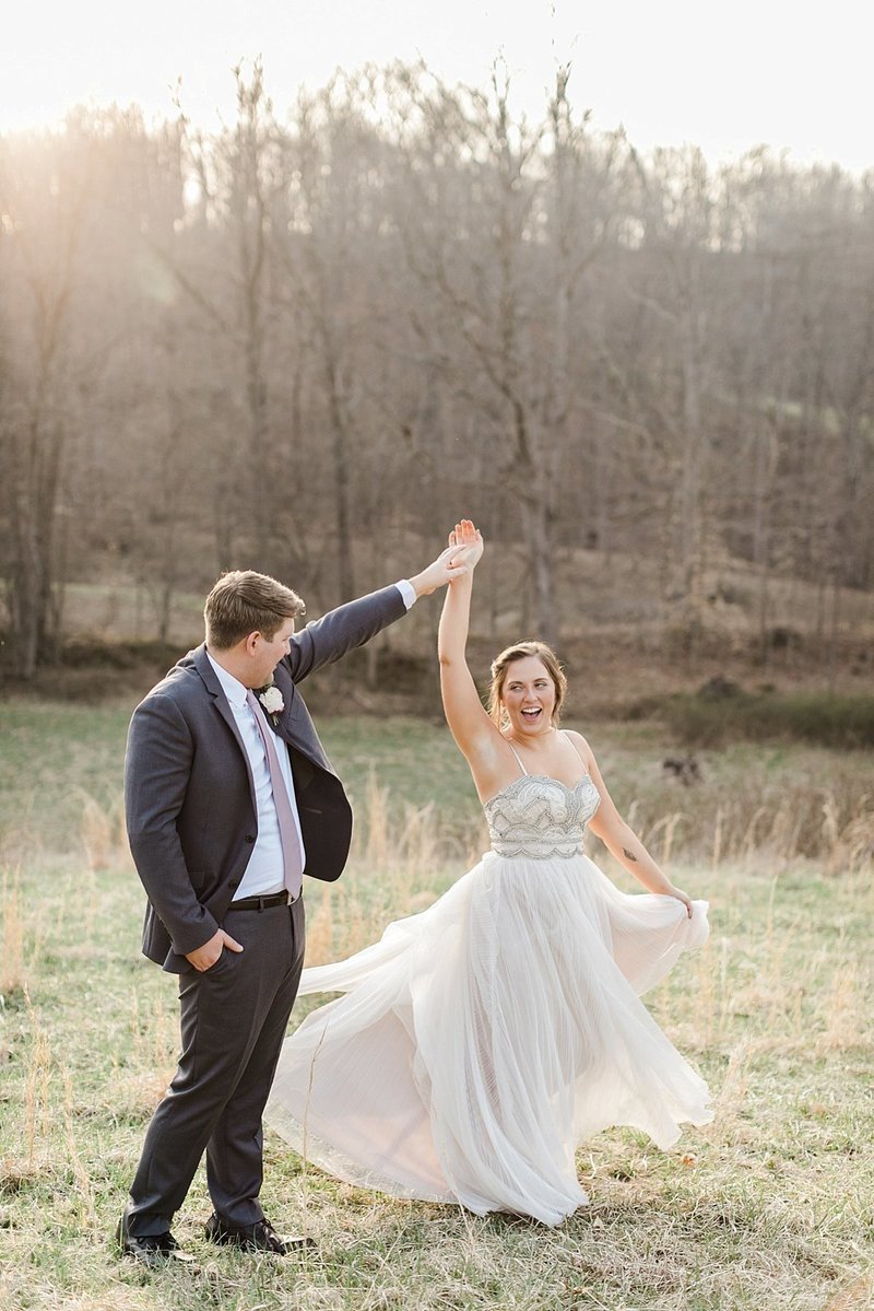 Indiana_The_Wilds_Wedding_Event_Venue_Blue_White_Wedding_Ideas_Boho_Chic_Weddings_17