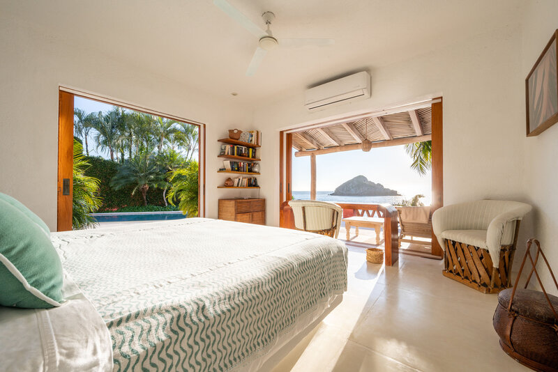 04-1-3-Careyes-Mexico-Properties-Villas-Casita-Carioca-Bedroom-Ocean-4109