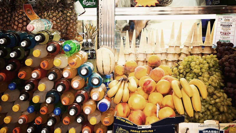 fruitstandbrown
