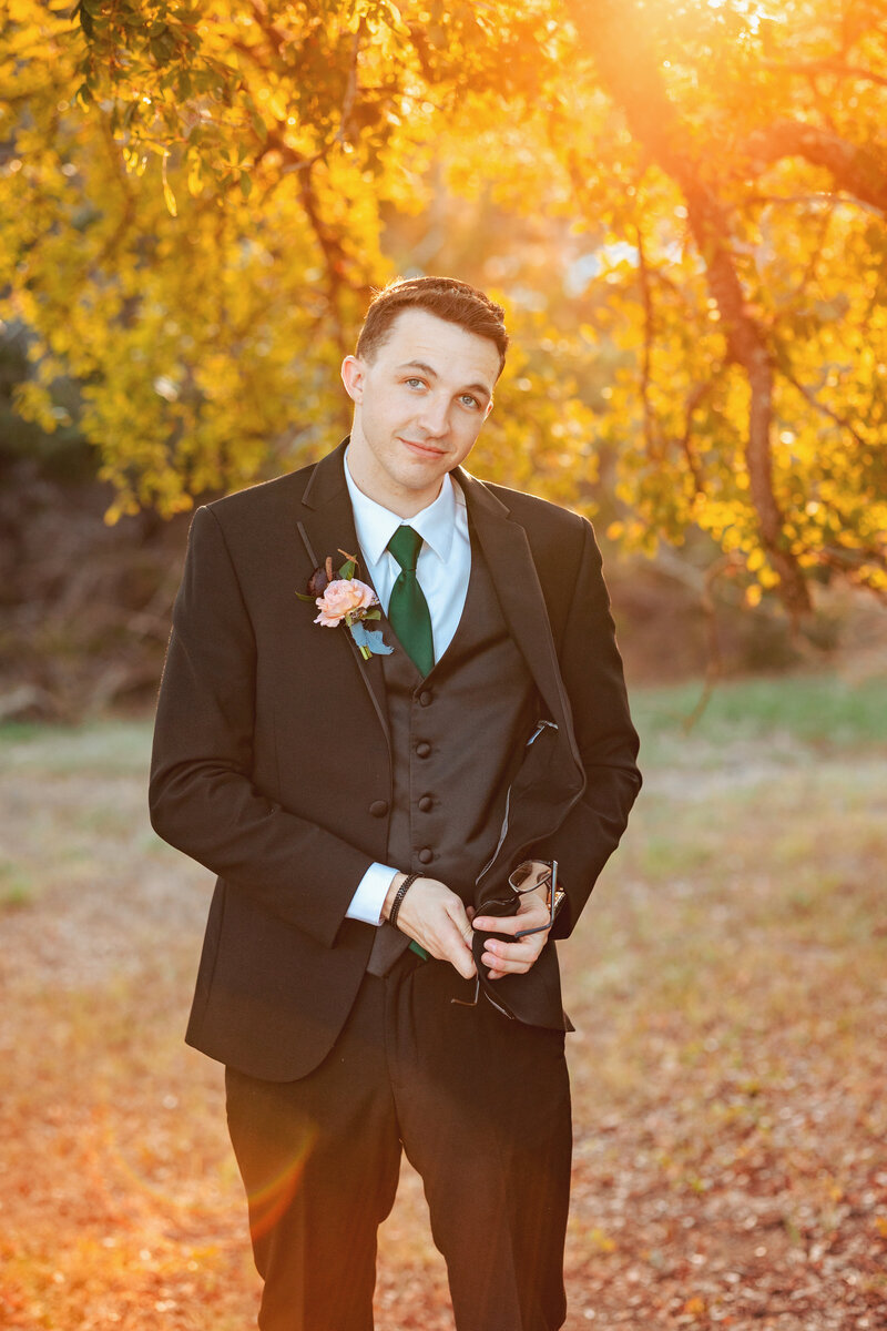 Dive into an untraditional affair with a laid-back wedding in Silverton, Southwest Colorado. Bold colors, elegant details, and love converge for a magical celebration.