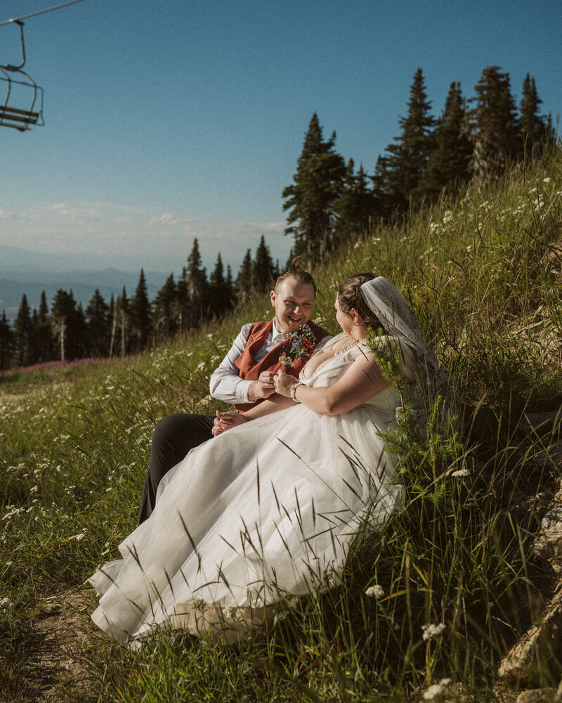 Elopement photographer in Spokane, Washington. Intimate wedding photography and small ceremony documentation.