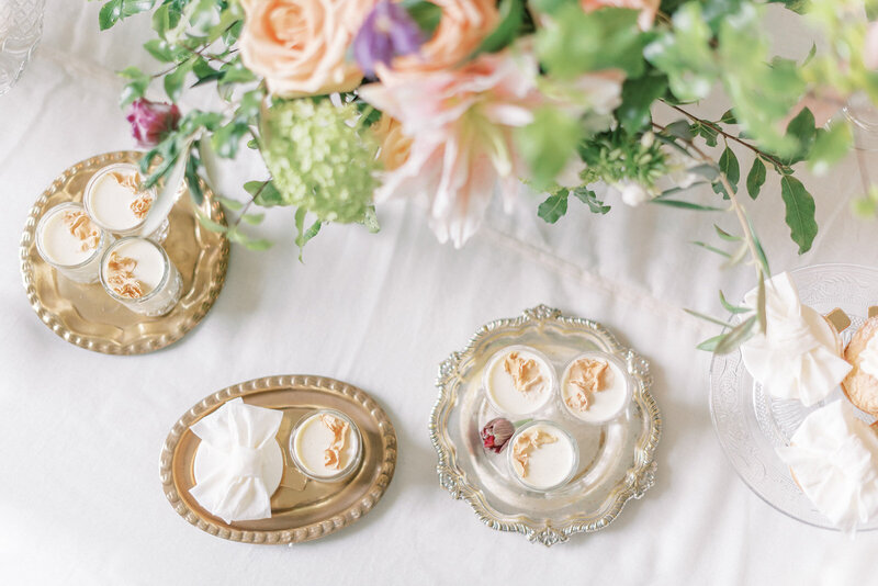 Luxury Autumnal wedding dessert table | MonAnnie