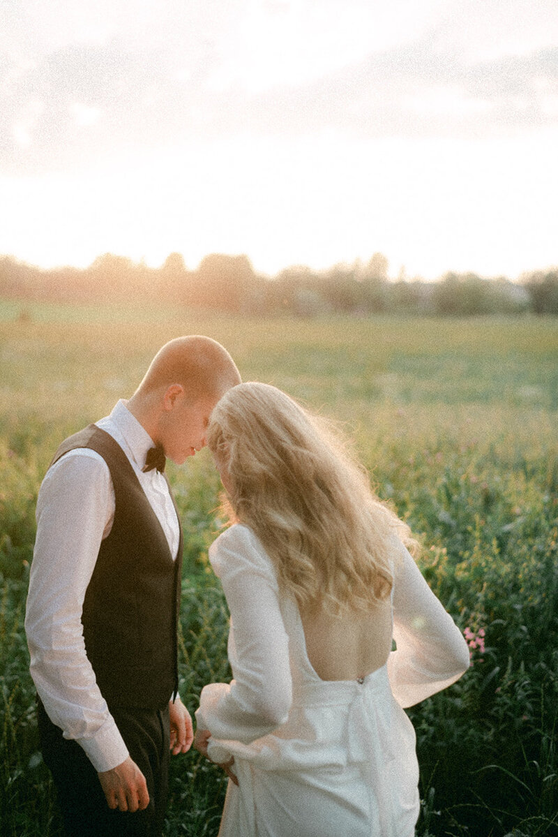 Wedding photo of an Intimate  wedding reception  in Porvoo by photographer Hannika Gabrielsson