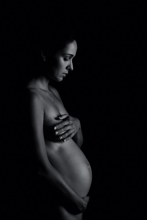 Maternity fine art nude profile portrait.