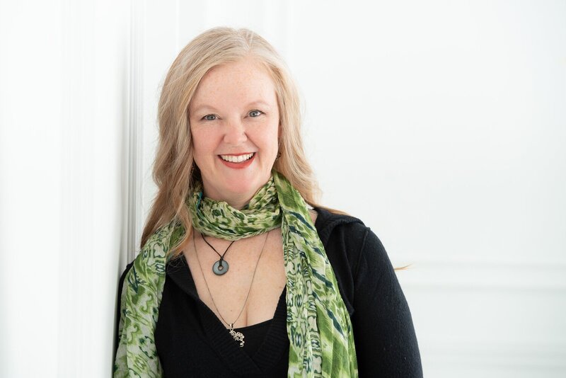 Heather stewart headshot - - Heather Stewart Coaching - The Thriving Life Method