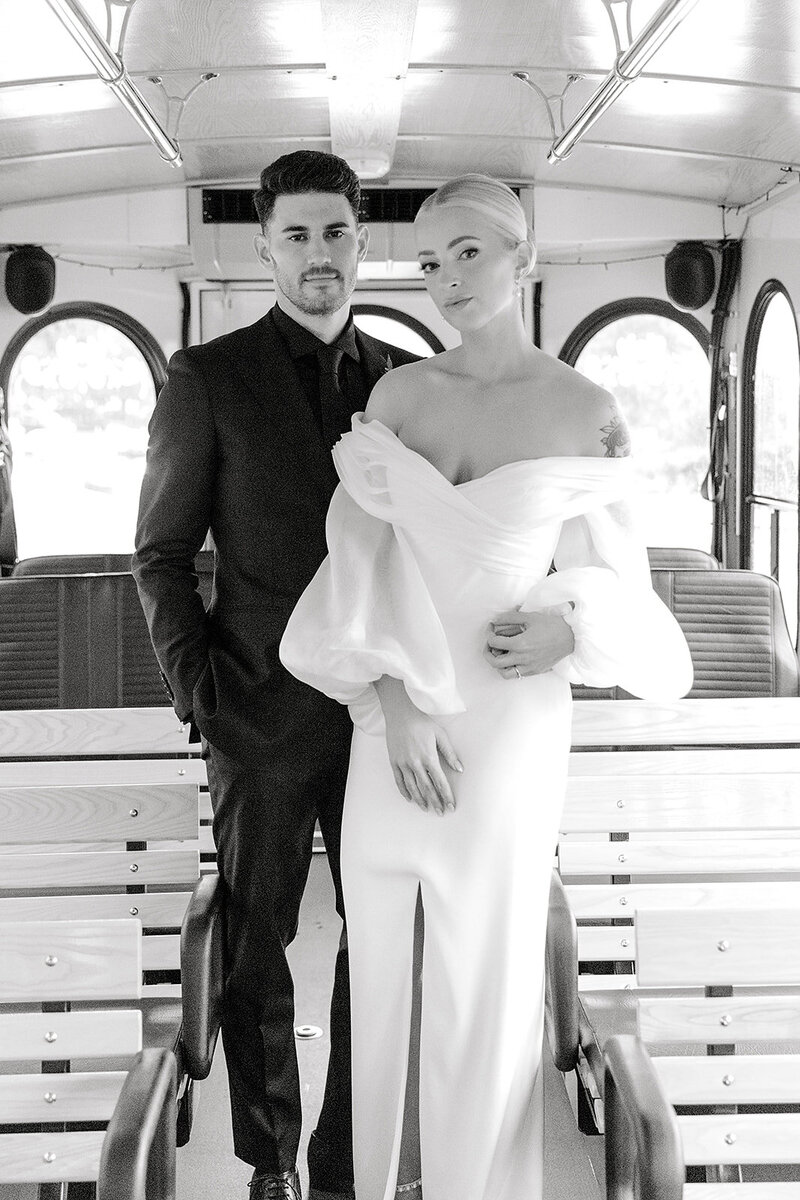 carly-troy-hort-center-wedding-teasers-40_websize