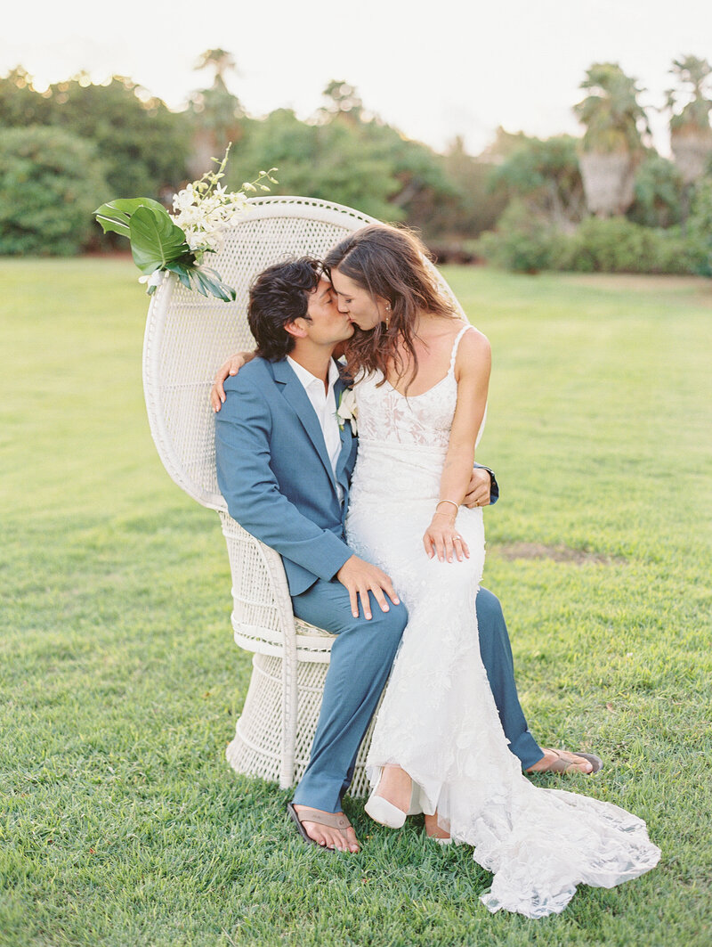 Kauai Wedding couple honeymoon photographer Mami Wyckoff Photography engagement family maternity portrait 329