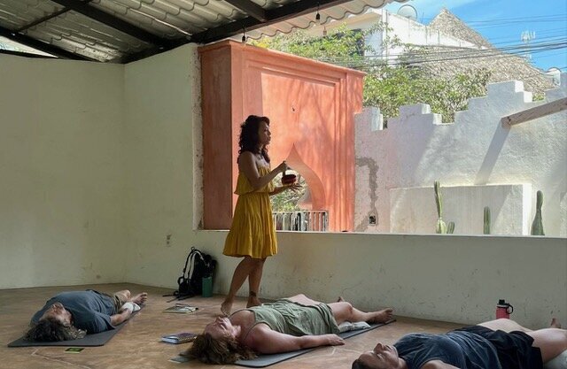 Galareh Goodarzi combines her scientific expertise with Reiki, shamanic practices, reflexology, and sound healing to offer deeply transformative energy and breathwork sessions in Sayulita.