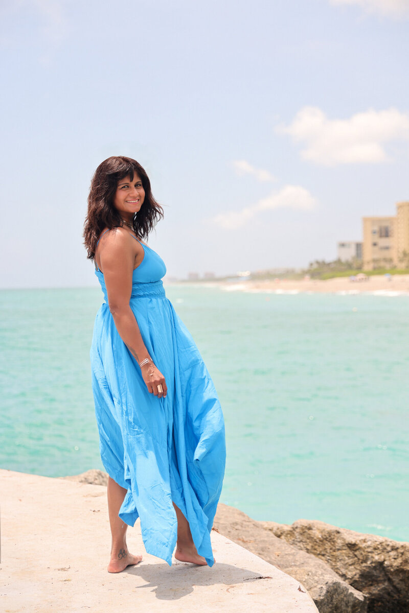 Photo of a female photographer at Juno Beach, in West Palm Beach.